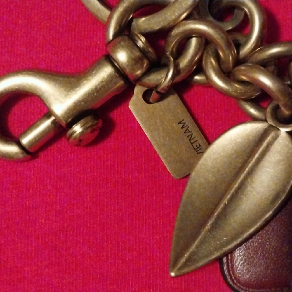 Coach Keychain - Picture 8 of 9